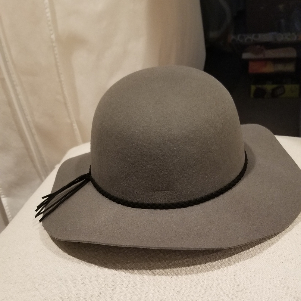 Olive and Pique Hat
